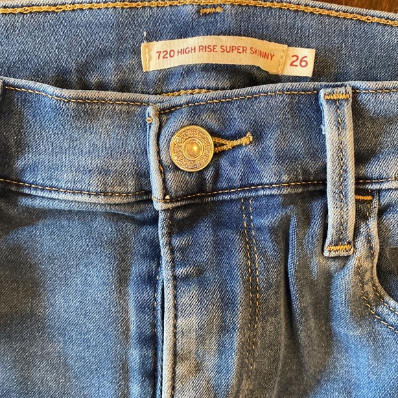 Levi’s 720 High Rise Super Skinny Jeans - Picture 4 of 4